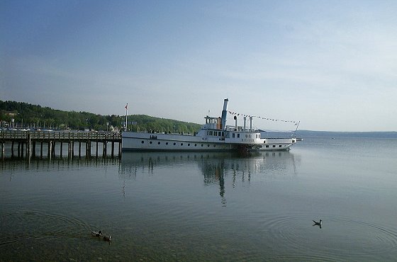 Raddampfer am Herrschinger Steg